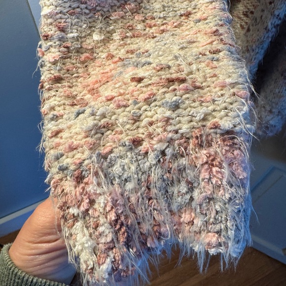 Cardigan - Picture 4 of 4